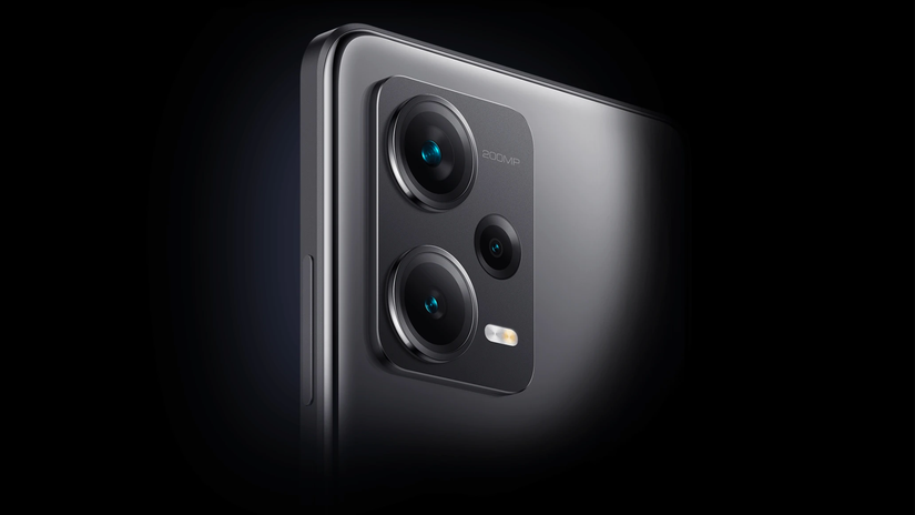 The Xiaomi Redmi Note 12 Explorer can go from flat to fully charged in ...