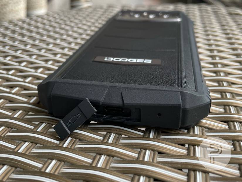 DOOGEE V30　BLACK Amazon.com: DOOGEE Cell Phone/Smartphone : Cell Phones