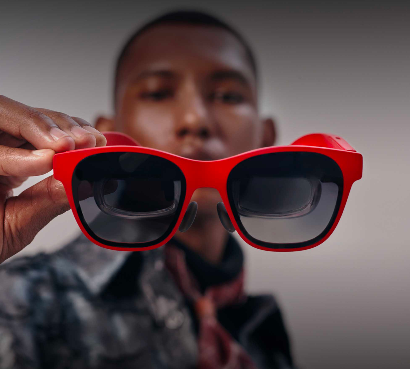 li-xreal-air-2-ar-glasses.png?