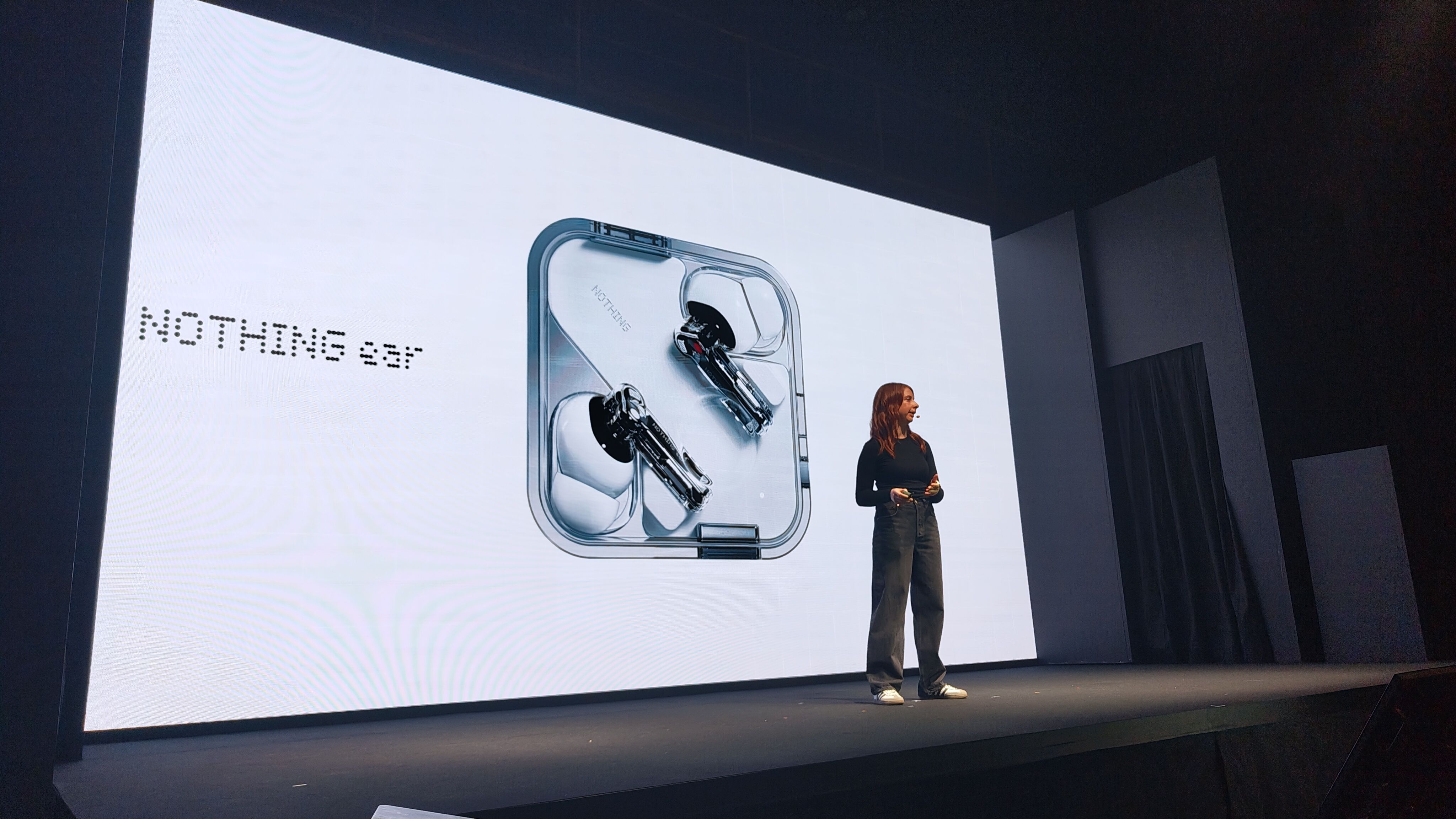 新品　未開封 Nothing Ear (2024) ホワイト Nothing Ear 2024 - Sirmian Tech Store