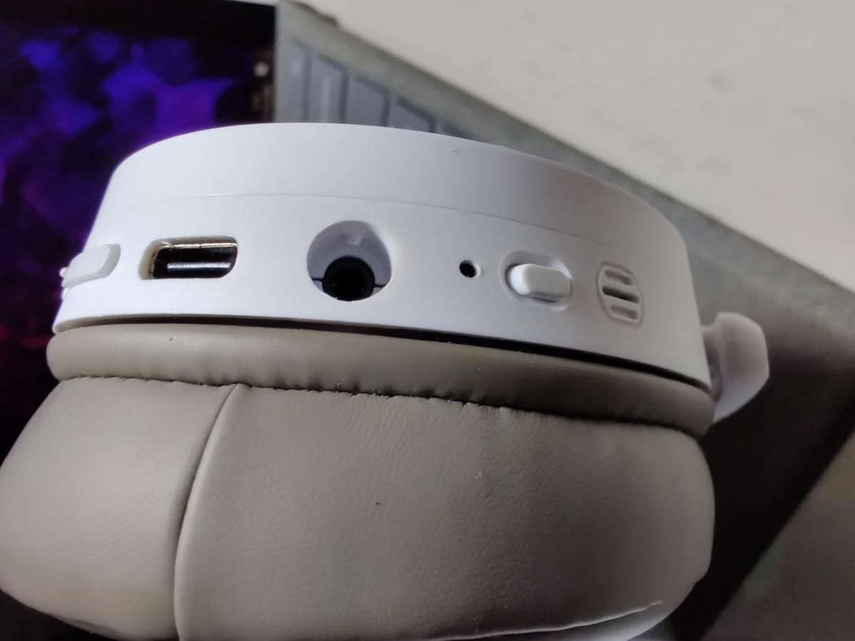 SENNHEISER ゼンハイザー HD450BT ホワイト Sennheiser HD 450BT Noise-Canceling Wireless Headphones