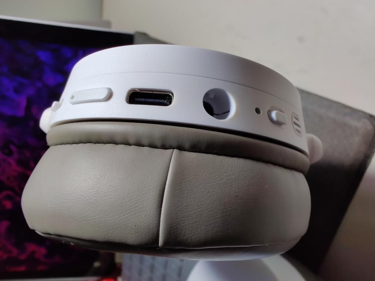 Sennheiser HD 450BT review: comes with compromises but I like them