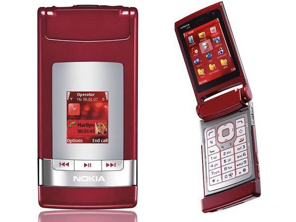 The Best of the Past: Flip Phones
