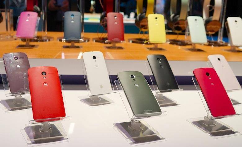 Active Tile Color Phone Vibrant colors are the new black: what color phone do you want?