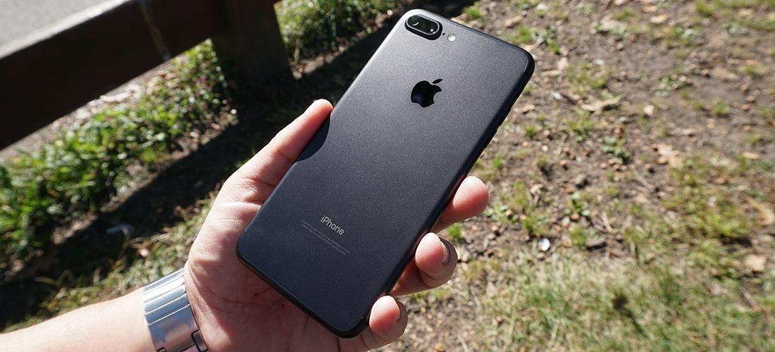 iPhone 7 Plus ブラック working conditions iPhone 7 Plus Review: Plus Finally Means Something