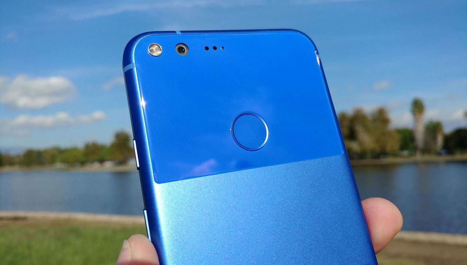 Google Pixel XL Review: Successfully Succeeding the Nexus