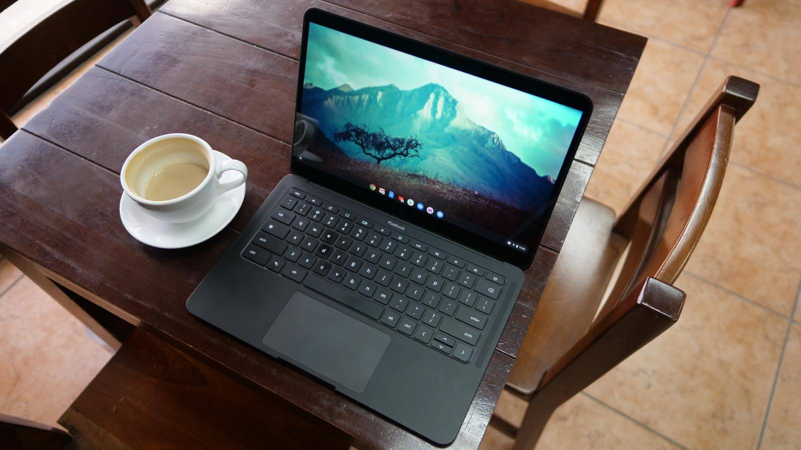 Google PixelBook Go review: the almost PERFECT Chromebook?!