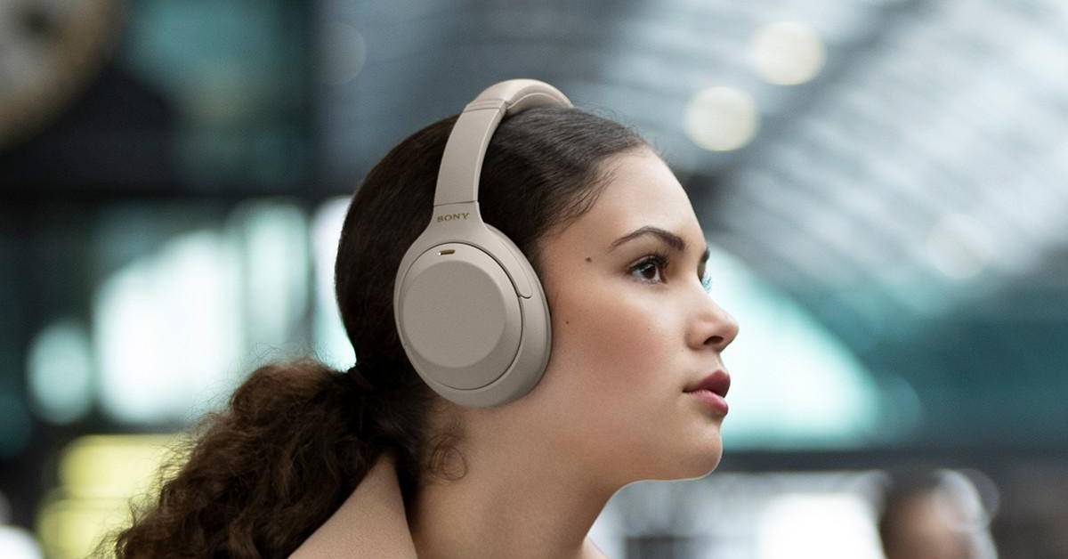 Score great savings on a new pair of Sony WH-1000XM4 Overhead 