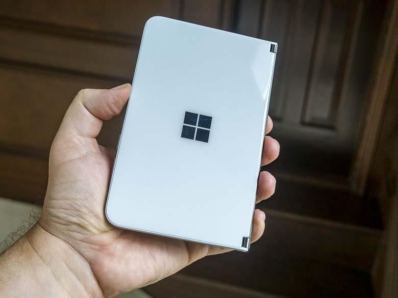 Microsoft Surface Duo ホワイト 本体 Microsoft Surface Duo Review: Beautiful Hardware, Terrible Software