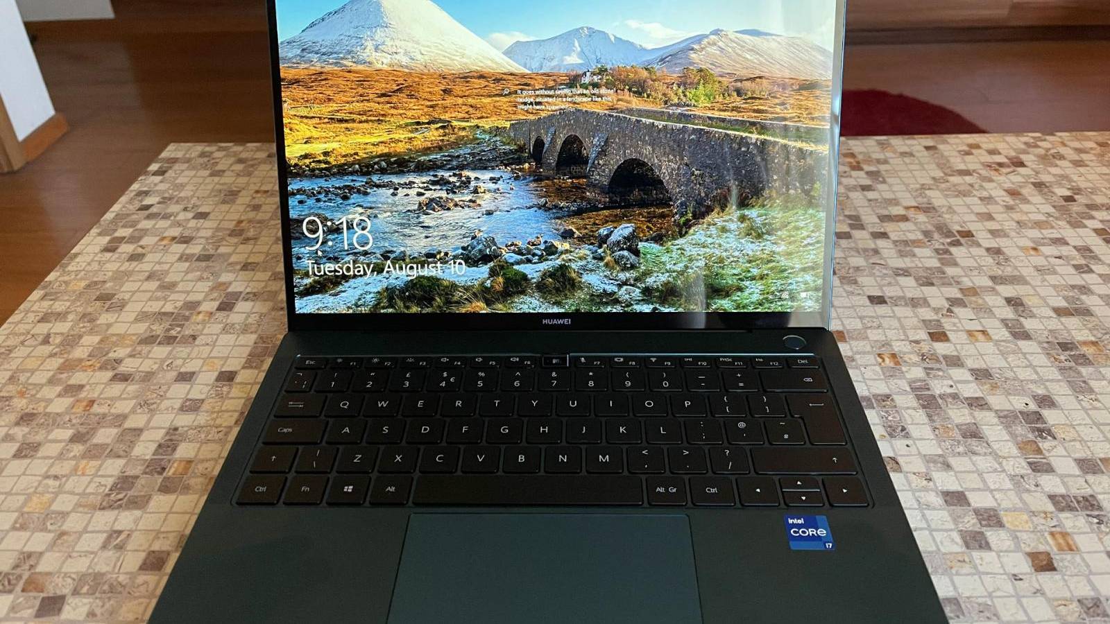 HUAWEI MataBook X Pro ジャンク 2021-HUAWEI-MateBook-X-Pro.