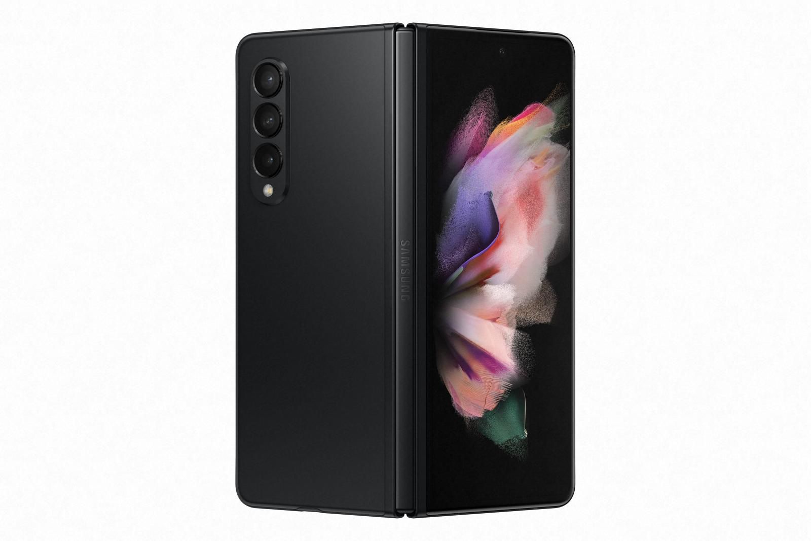 Samsung Galaxy Z Fold 3 Colors is headlined by a Phantom Green variant