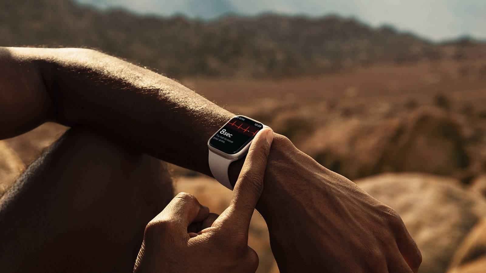 How your smartwatch takes ECG, pulse, blood oxygen, and other vitals